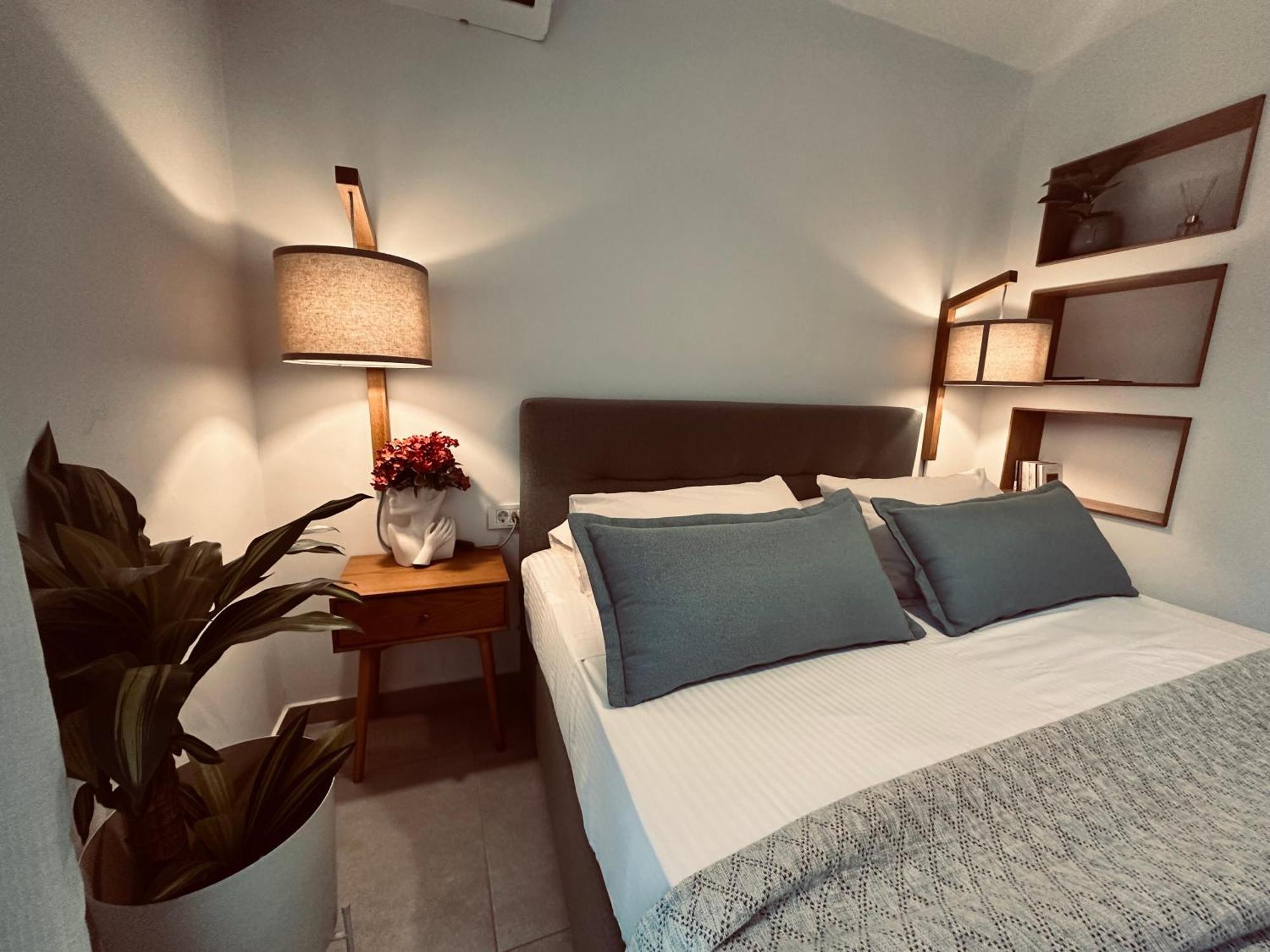 Tzane Luxury Suites Закінф Екстер'єр фото